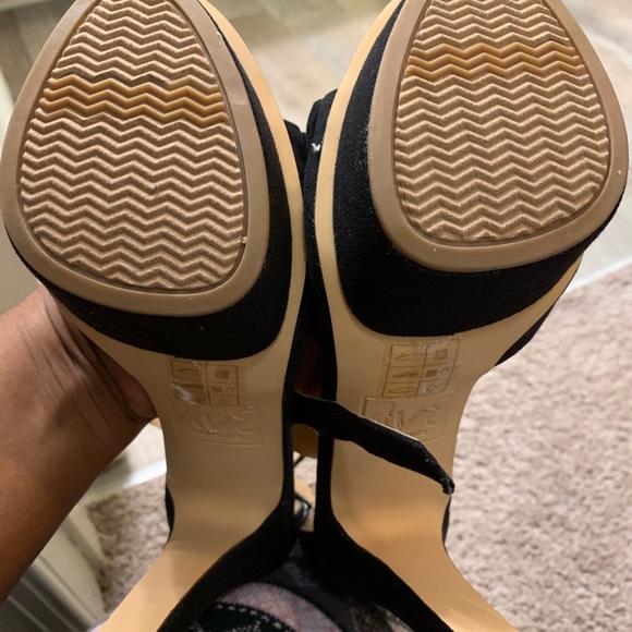 Sandal - Picture 5 of 6